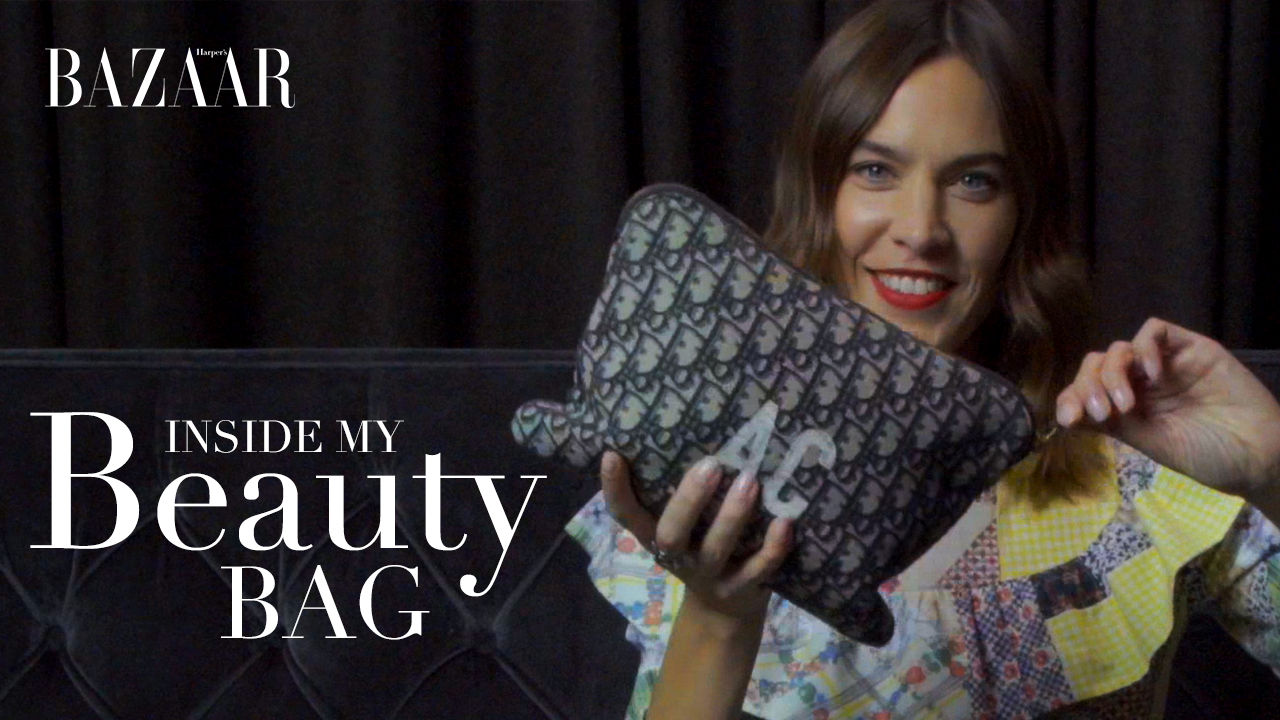 Klage Kommunist G Alexa Chung video: Inside my beauty bag | Beauty secrets