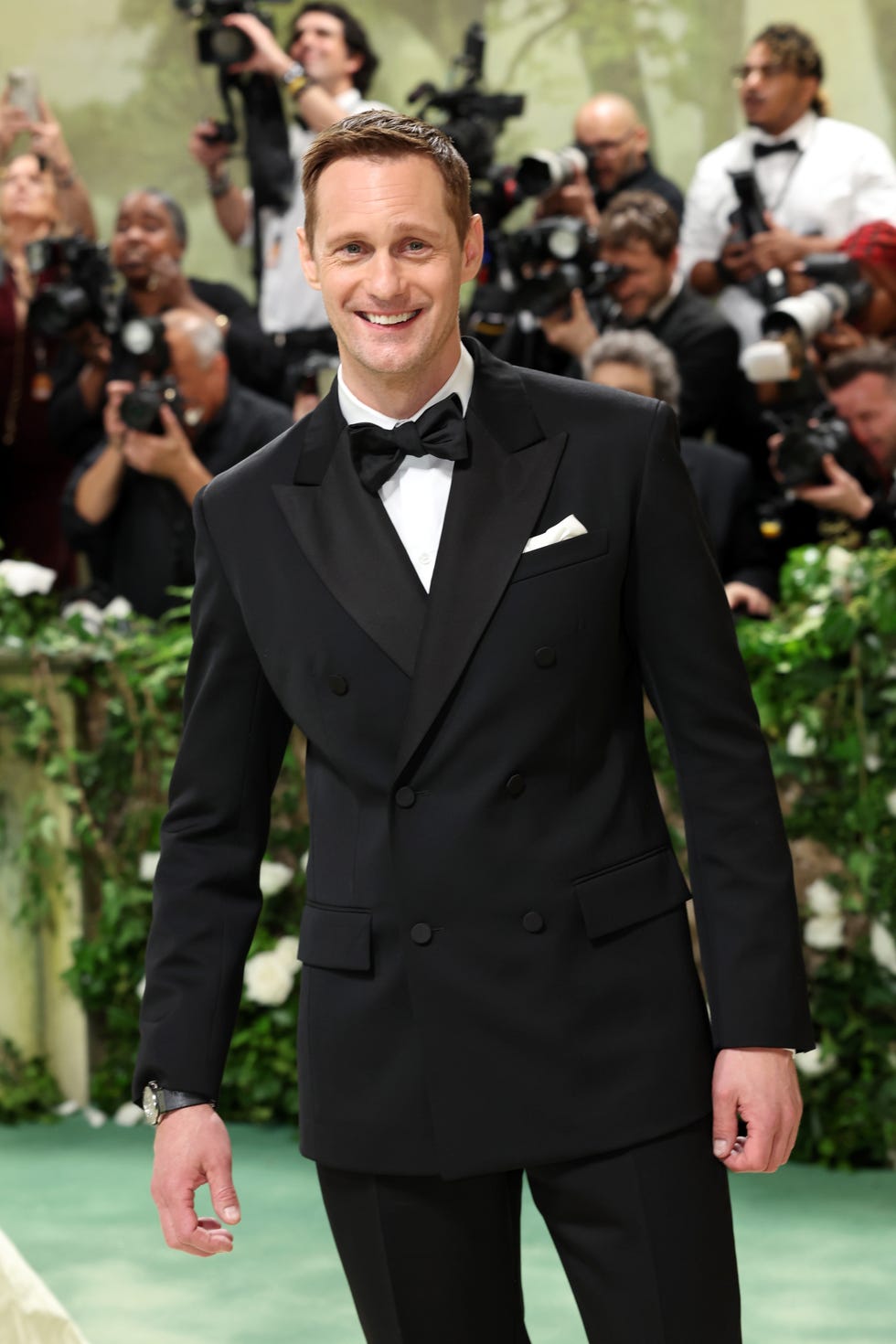 alexander skarsgard on the met gala red carpet