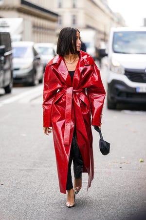 Street Style : Paris Fashion Week - Womenswear Spring Summer 2020 : Day Eight