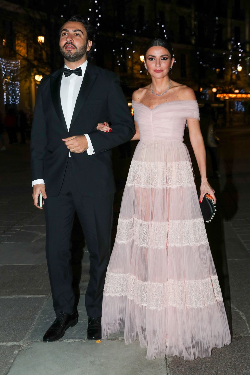 todos los looks de la fiesta möet en madrid, con el primer posado de victoria federica y su novio