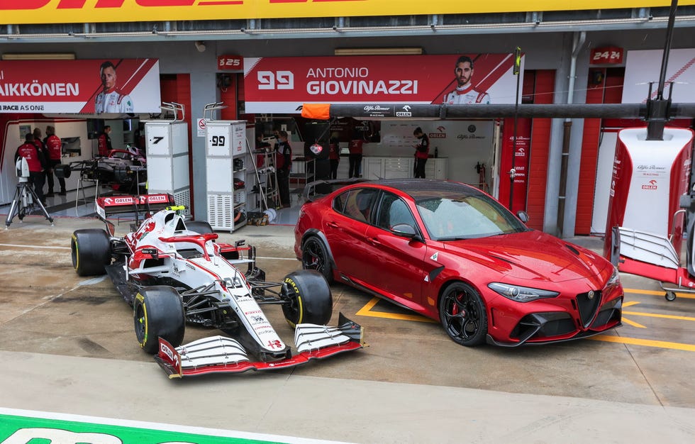 alfa romeo giulia gtam en imola