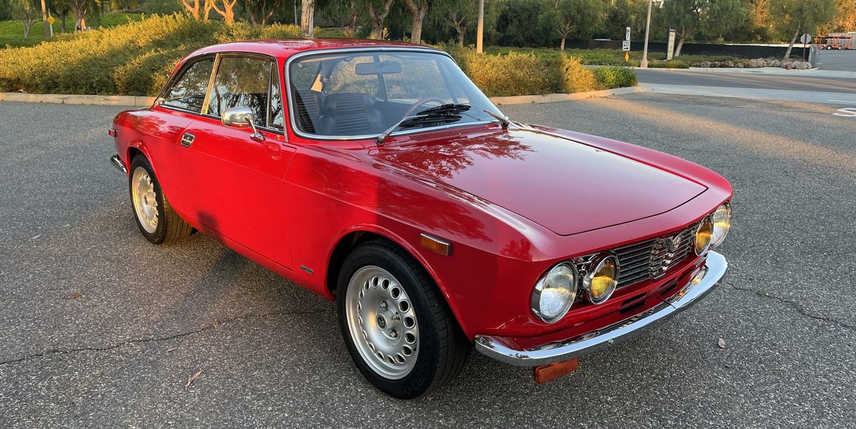 1972 Alfa Romeo GTV 2000 Is Our Auction Pick of the Day
