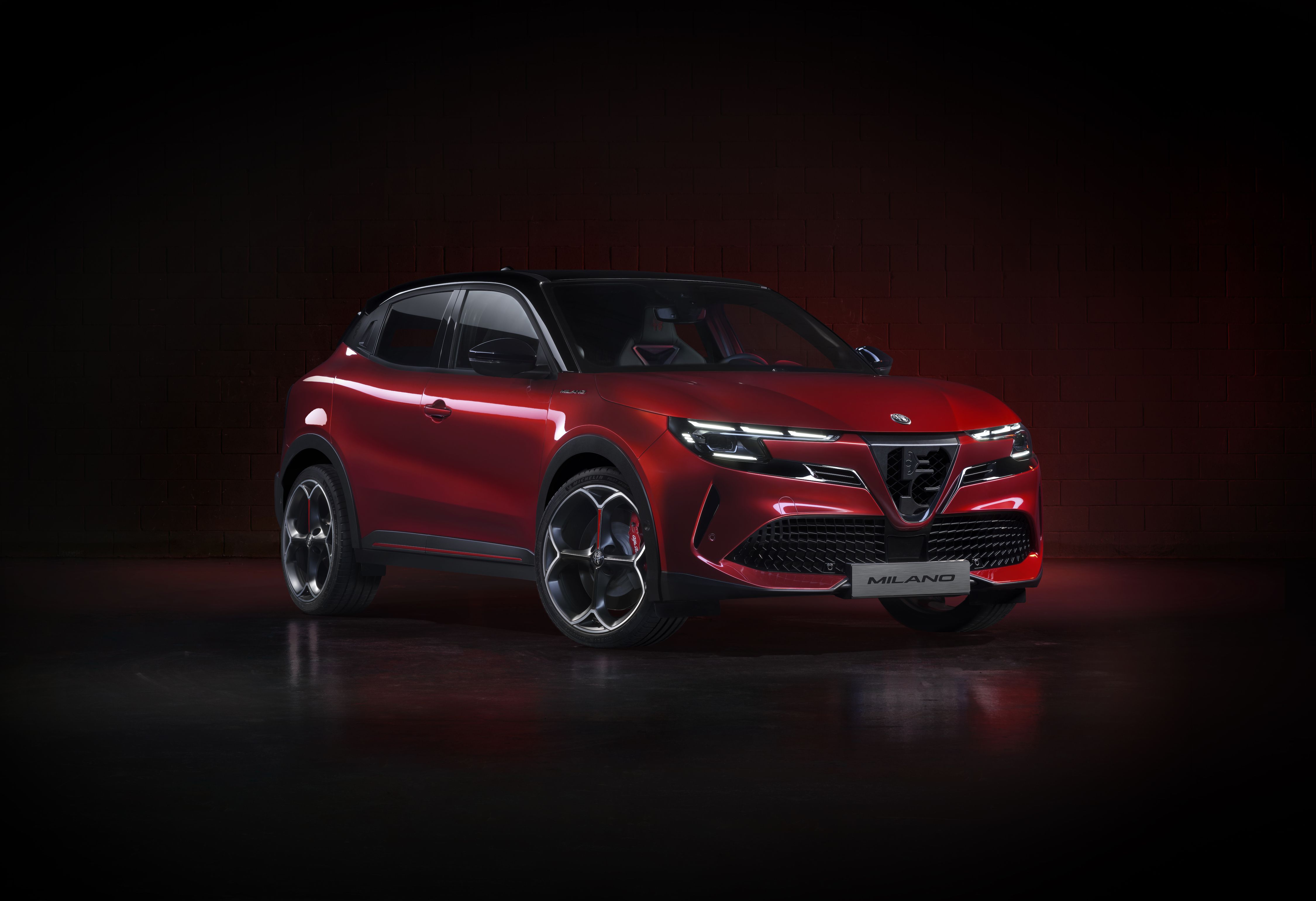Stylish Alfa Romeo Junior SUV Is the Brand's First EV