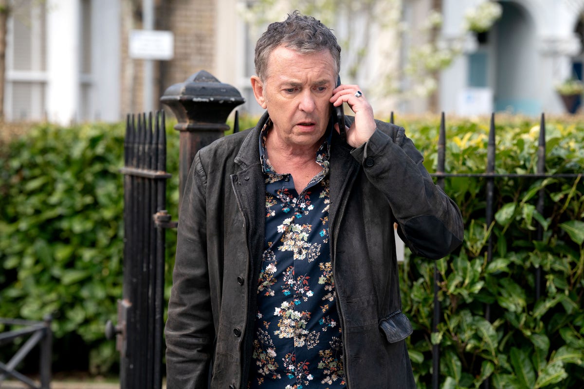 EastEnders Soap Scoop! Nigel and Phil spark concern
