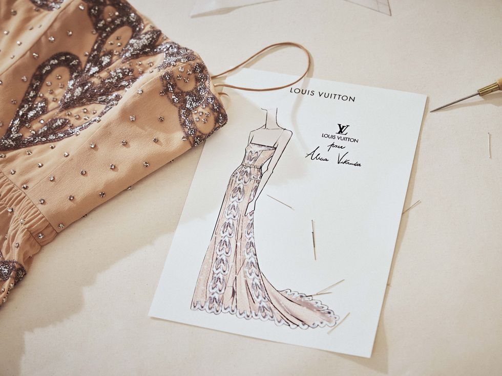 Nail Art Inspired By Alicia Vikander's Louis Vuitton Oscars Dress