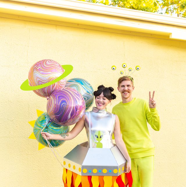 Space Alien Costumes for Adults & Kids 