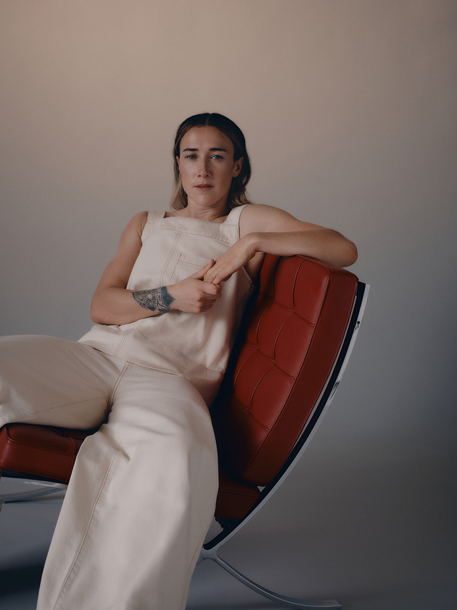 lucy bronze for aligne 2024 spring summer campaign