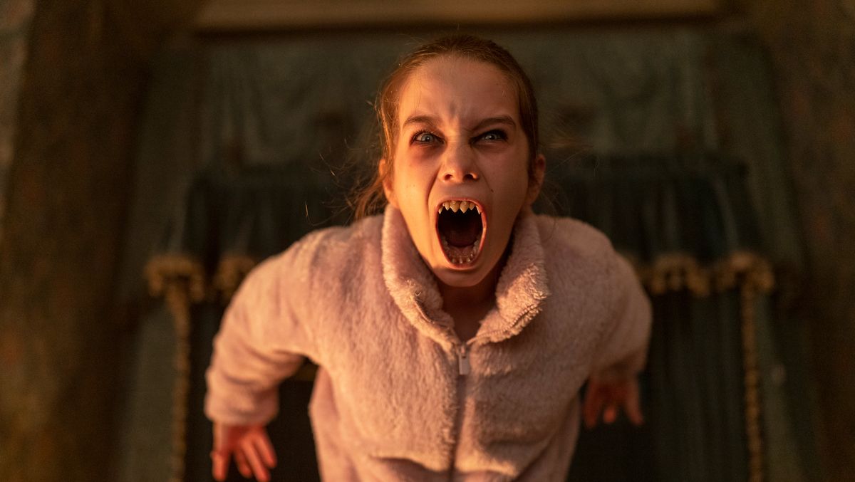 preview for Melissa Barrera, Kathryn Newton & Dan Stevens on the tactile horror of Abigail
