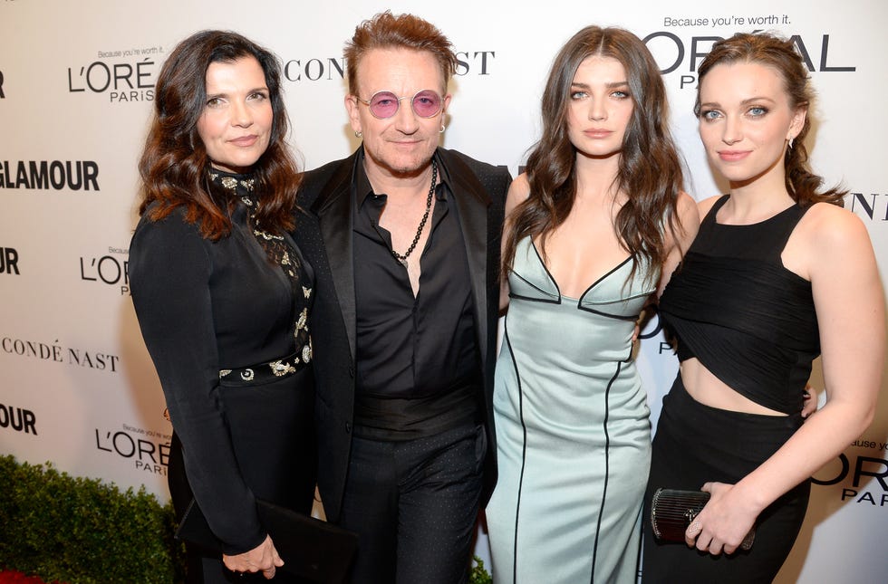 glamour women of the year 2016   red carpet