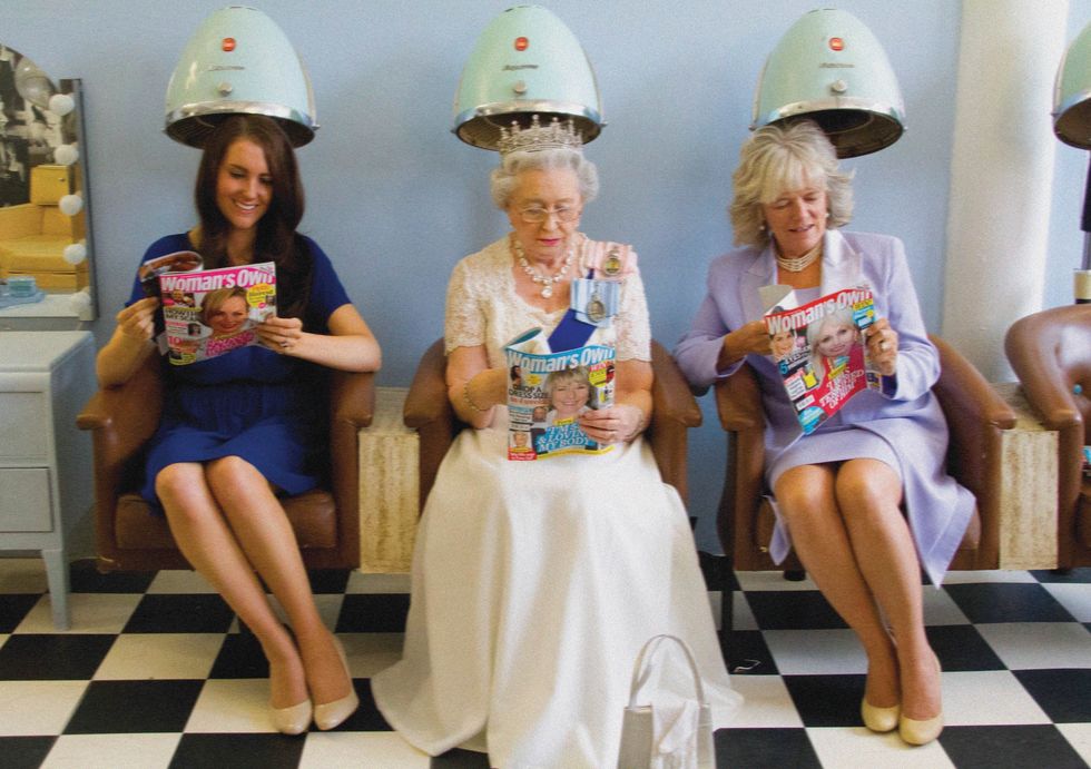 camilla, kate and queen at the hairsalon