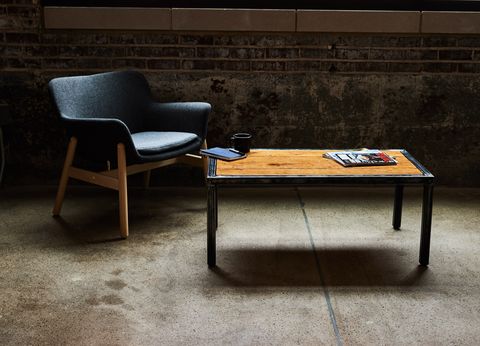 build this diy industrial coffe table