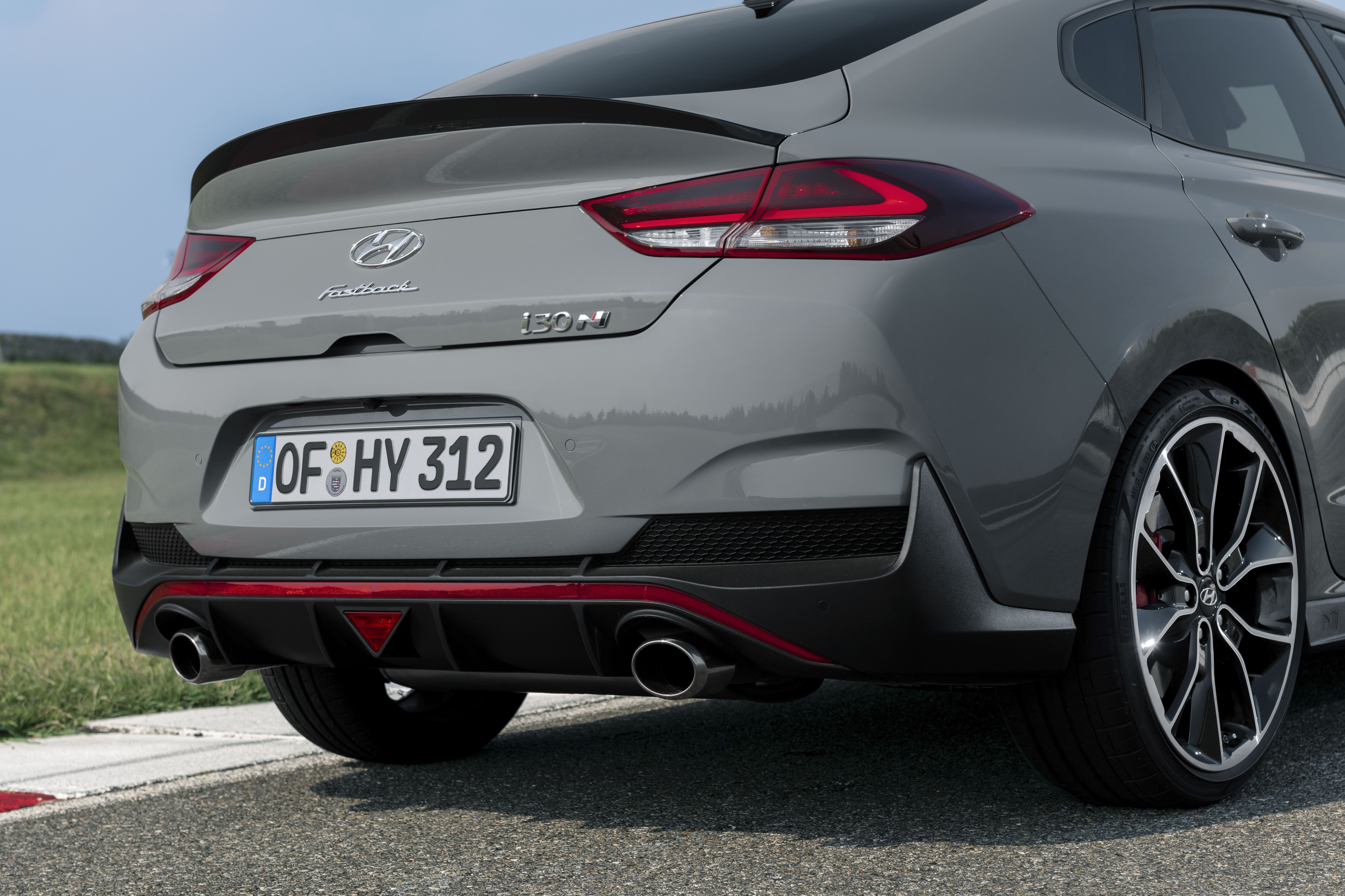 2019 Hyundai i30 Fastback N Revealed - Sedan i30 N Pictures, Specs, and  Pricing