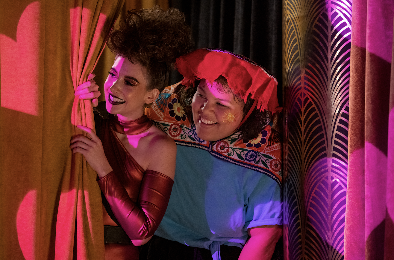 GLOW' Canceled By Netflix, Won't Proceed With Season 4 Due To COVID –  Deadline