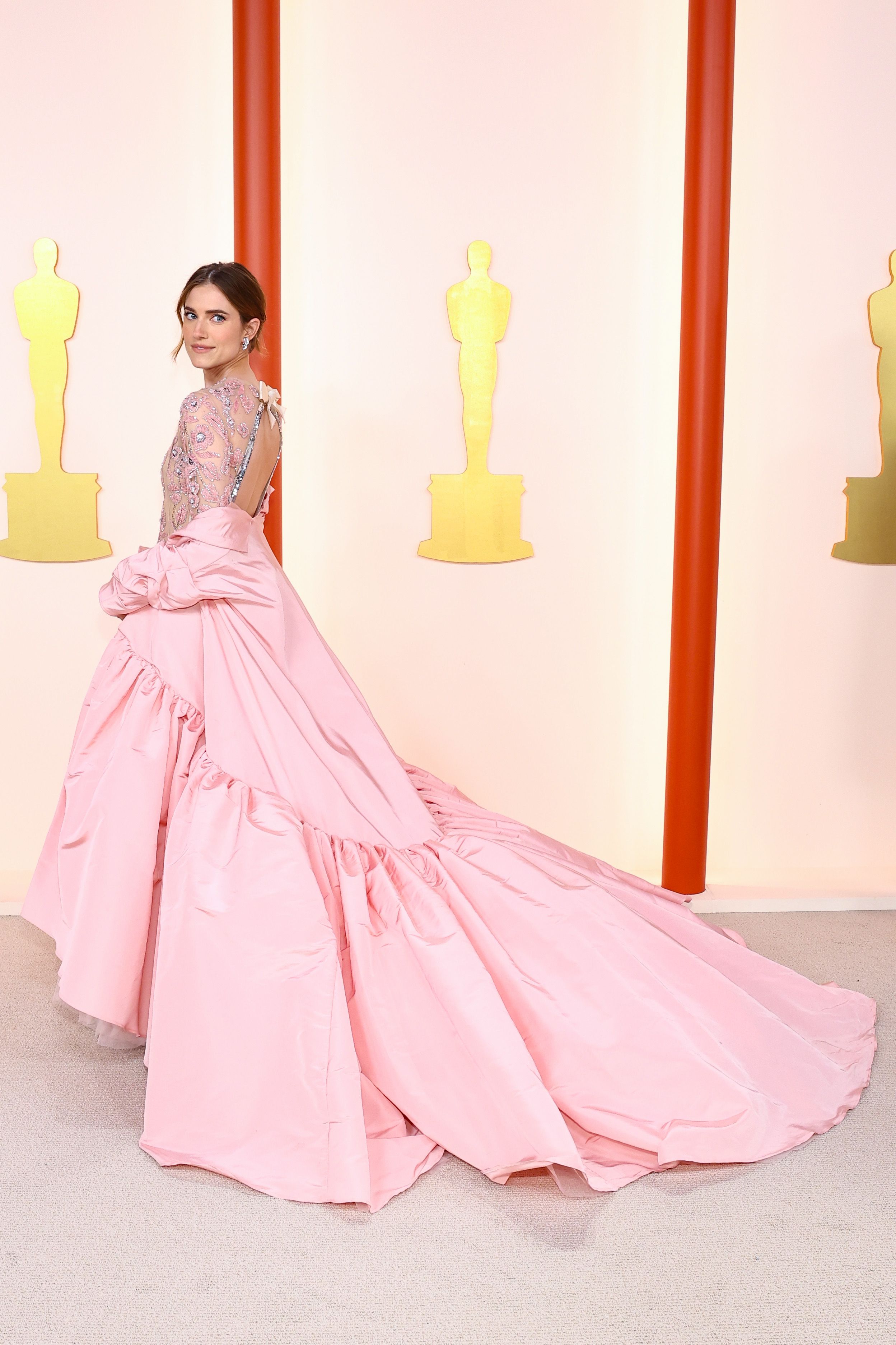 Jennifer Connelly Shines in Louis Vuitton at Oscars Red Carpet