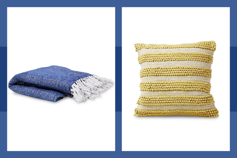 Blue, Textile, Electric blue, Cobalt blue, Rectangle, Cushion, Woolen, Natural material, Thread, Wool, 