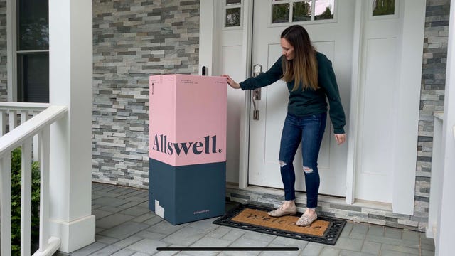 best mattress in a box, a boxed mattress showing up at a doorstep