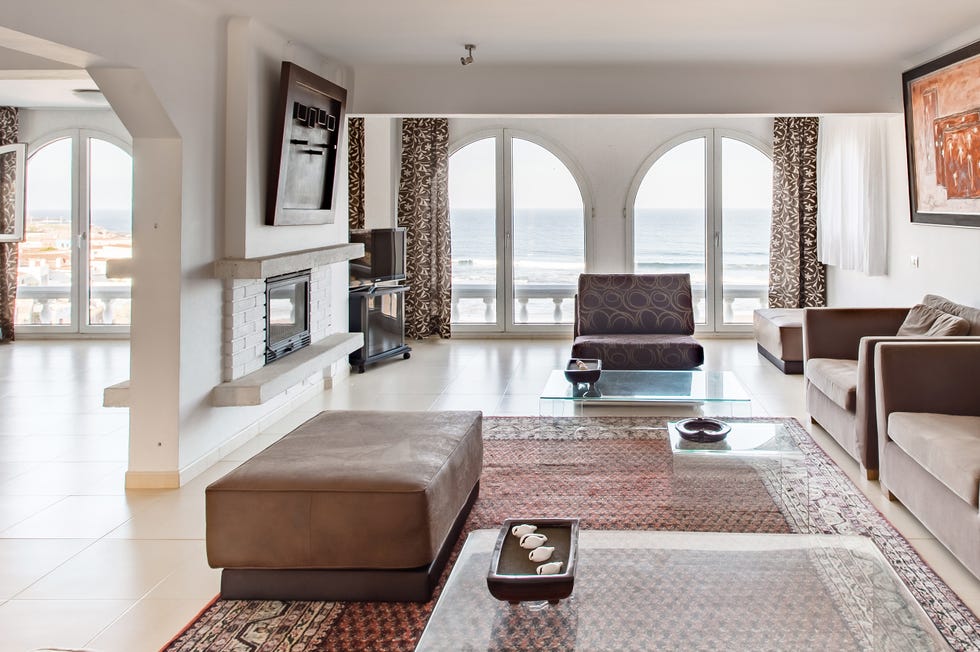 casas con piscina de airbnb junto a la playa del hombre