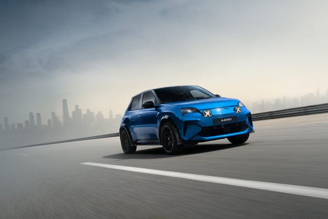 Alpine's Electric A290 Is the Future of French Hot Hatches