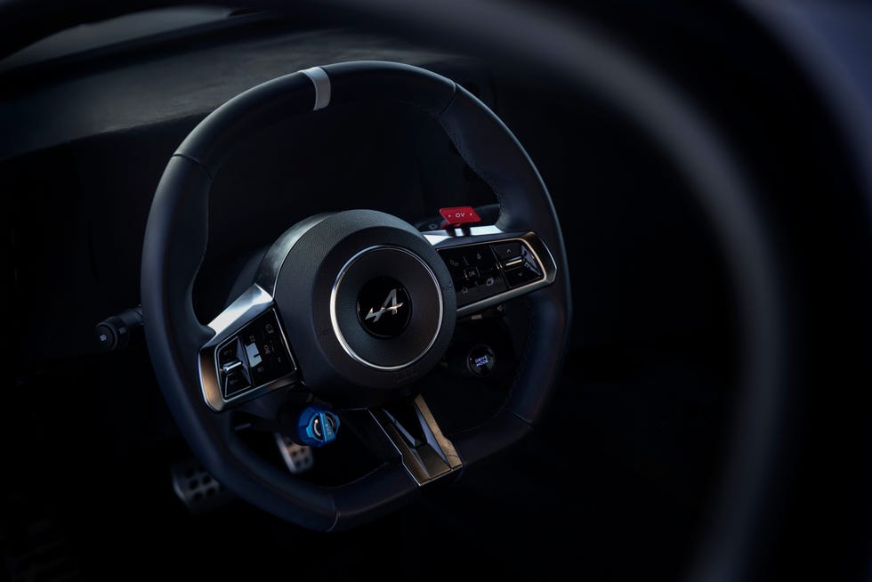 alpine a390 teaser