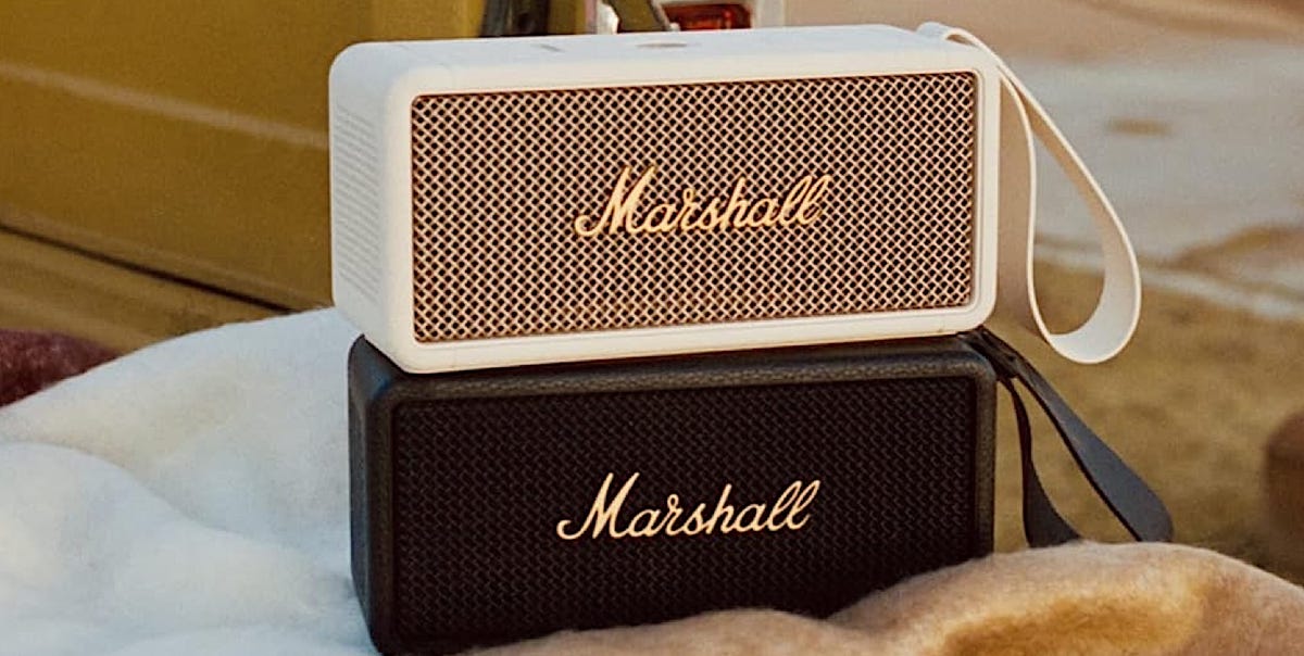 ¡El Altavoz Portátil Definitivo para tu Verano! Expertos eligen el Marshall Emberton: Sonido Premium y 20 Horas de Música