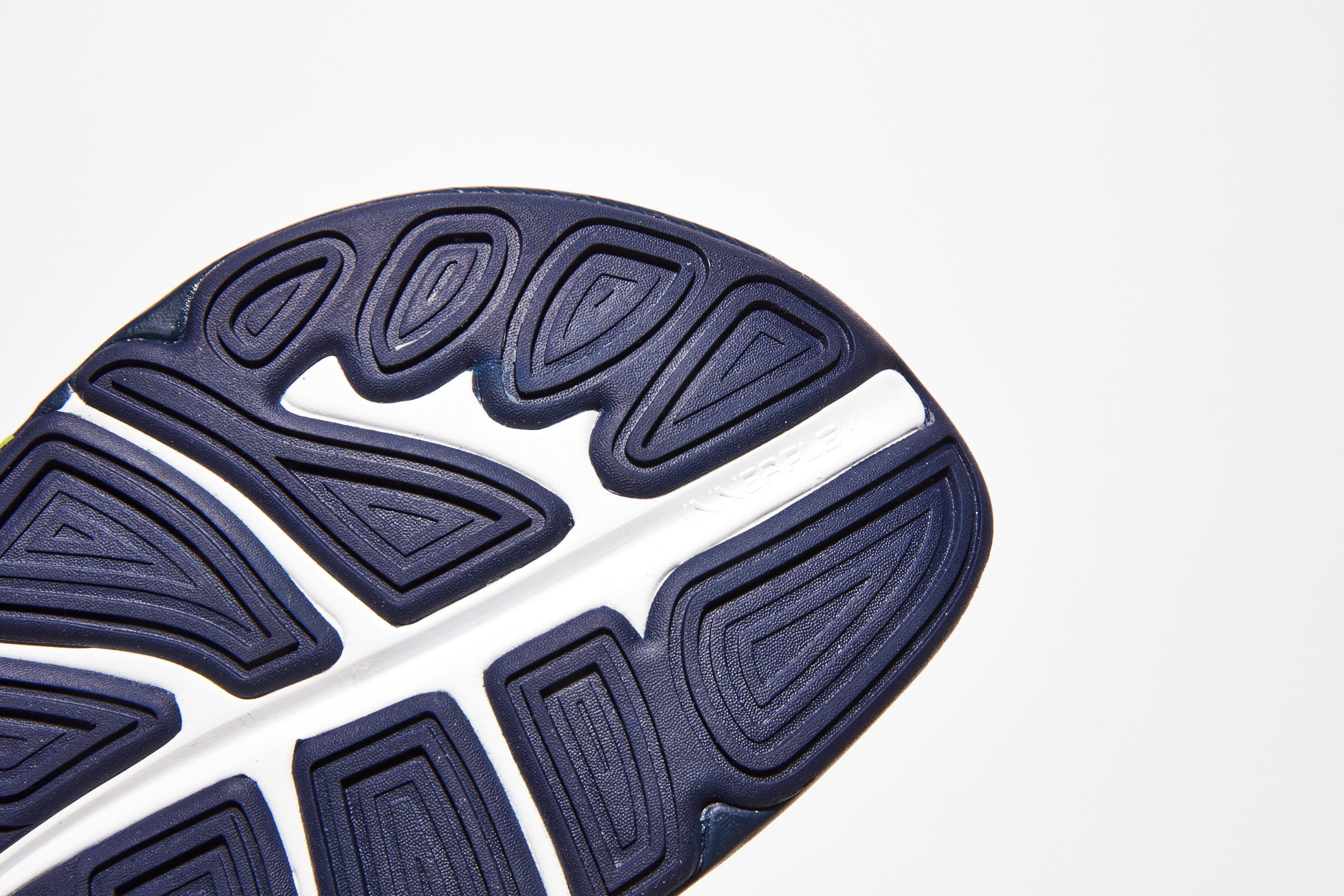 Altra Paradigm 4.5