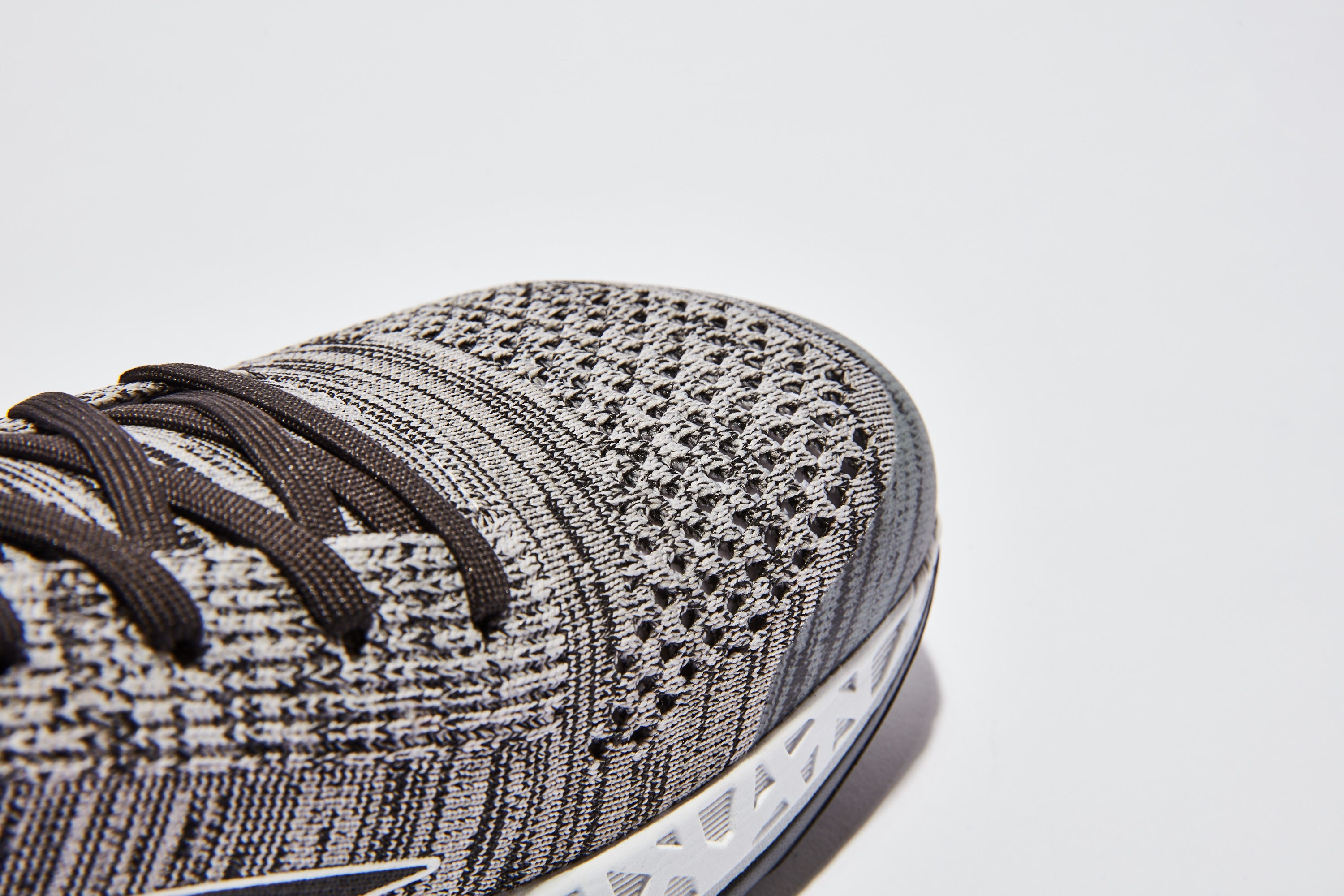 Altra Paradigm 4