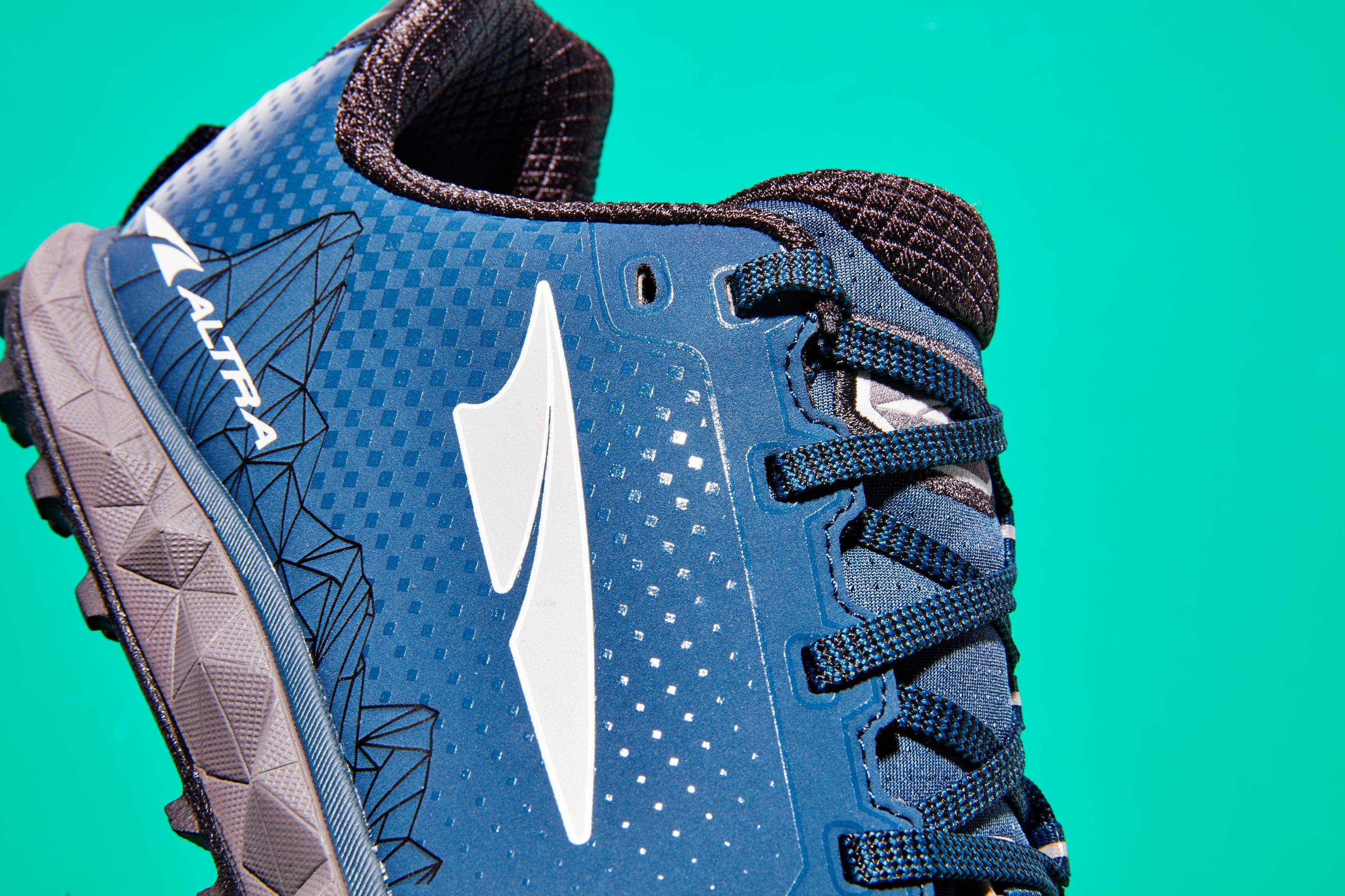 Altra Superior