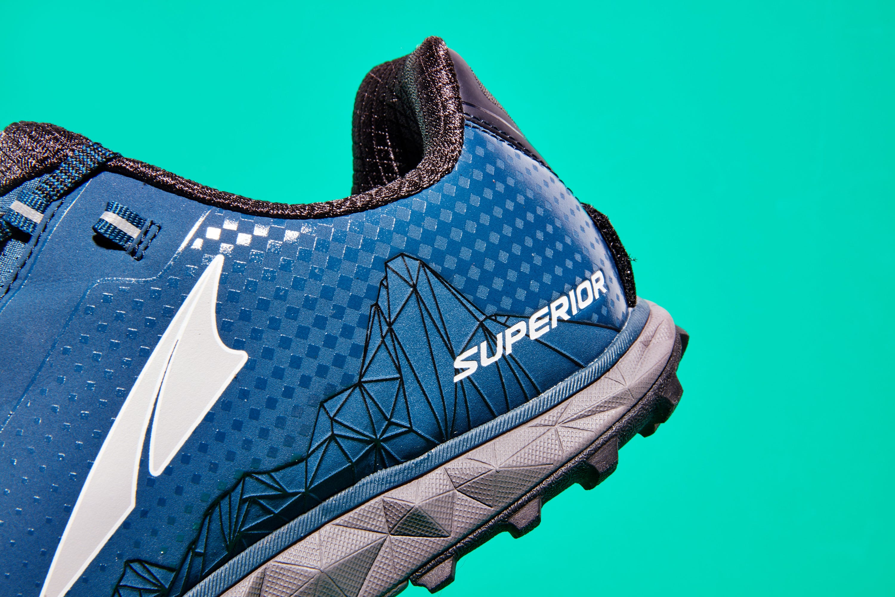 Altra Superior