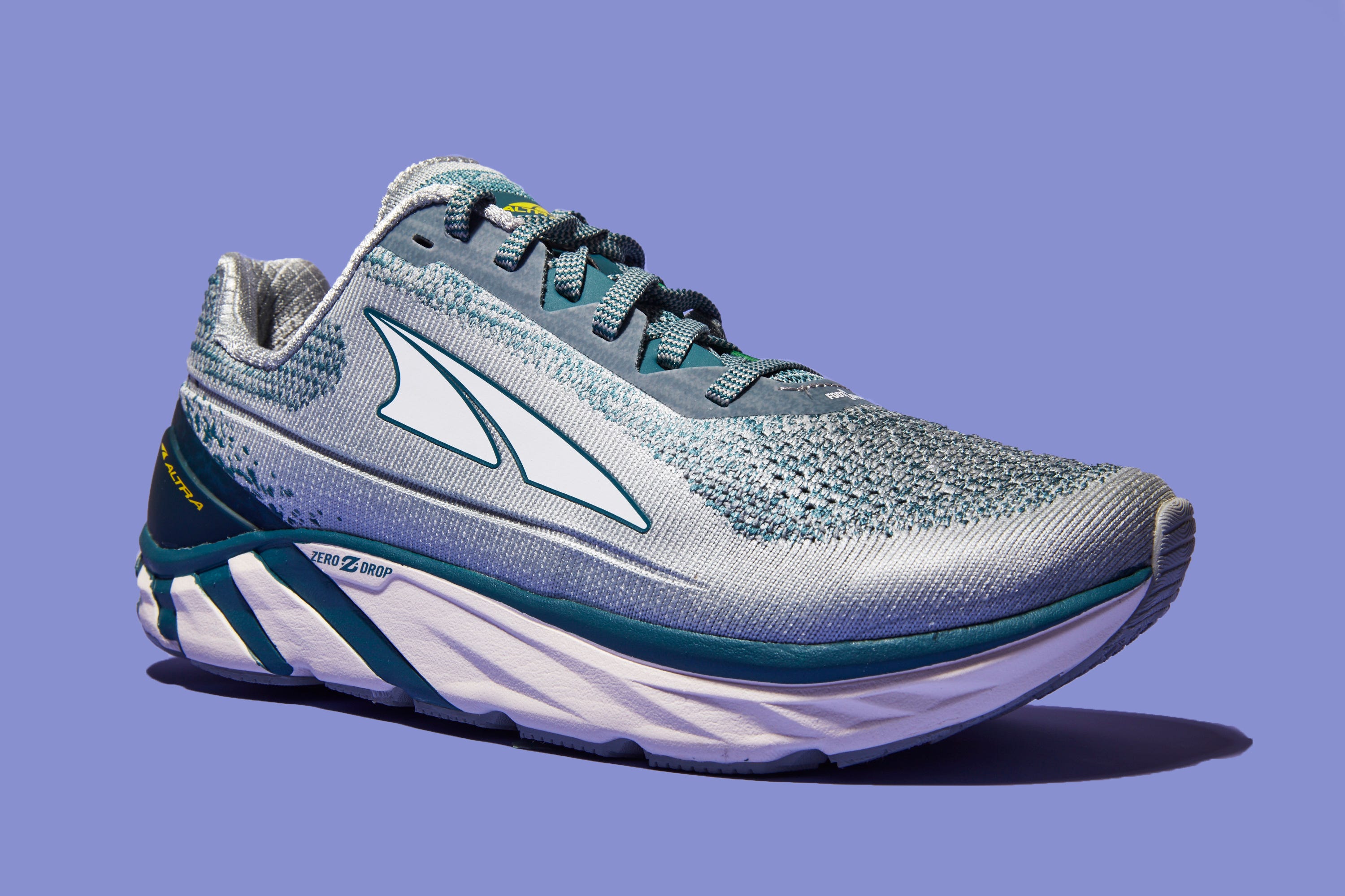 Shoe, Footwear, Outdoor shoe, Running shoe, Walking shoe, White, Product, Sneakers, Athletic shoe, Cross training shoe, 