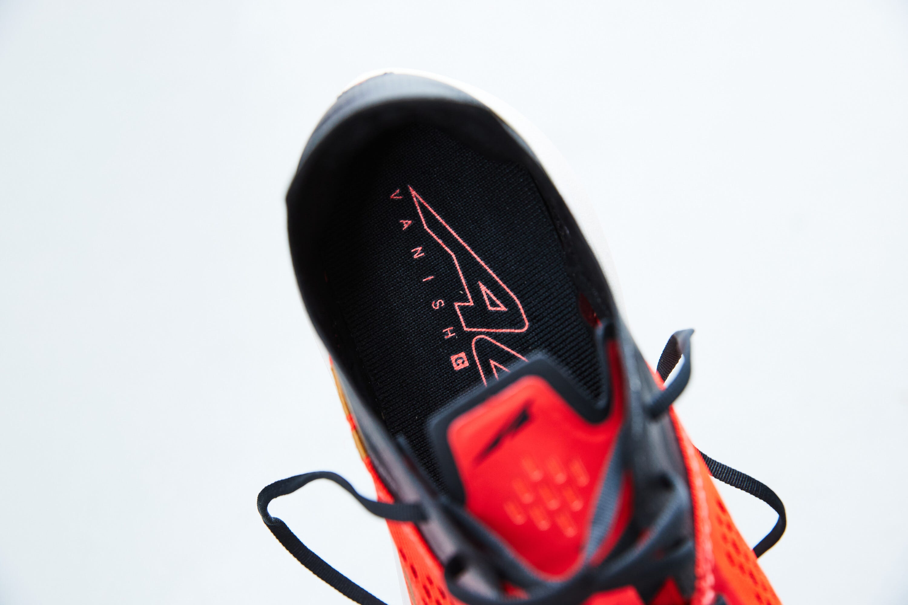 altra vanish carbon
