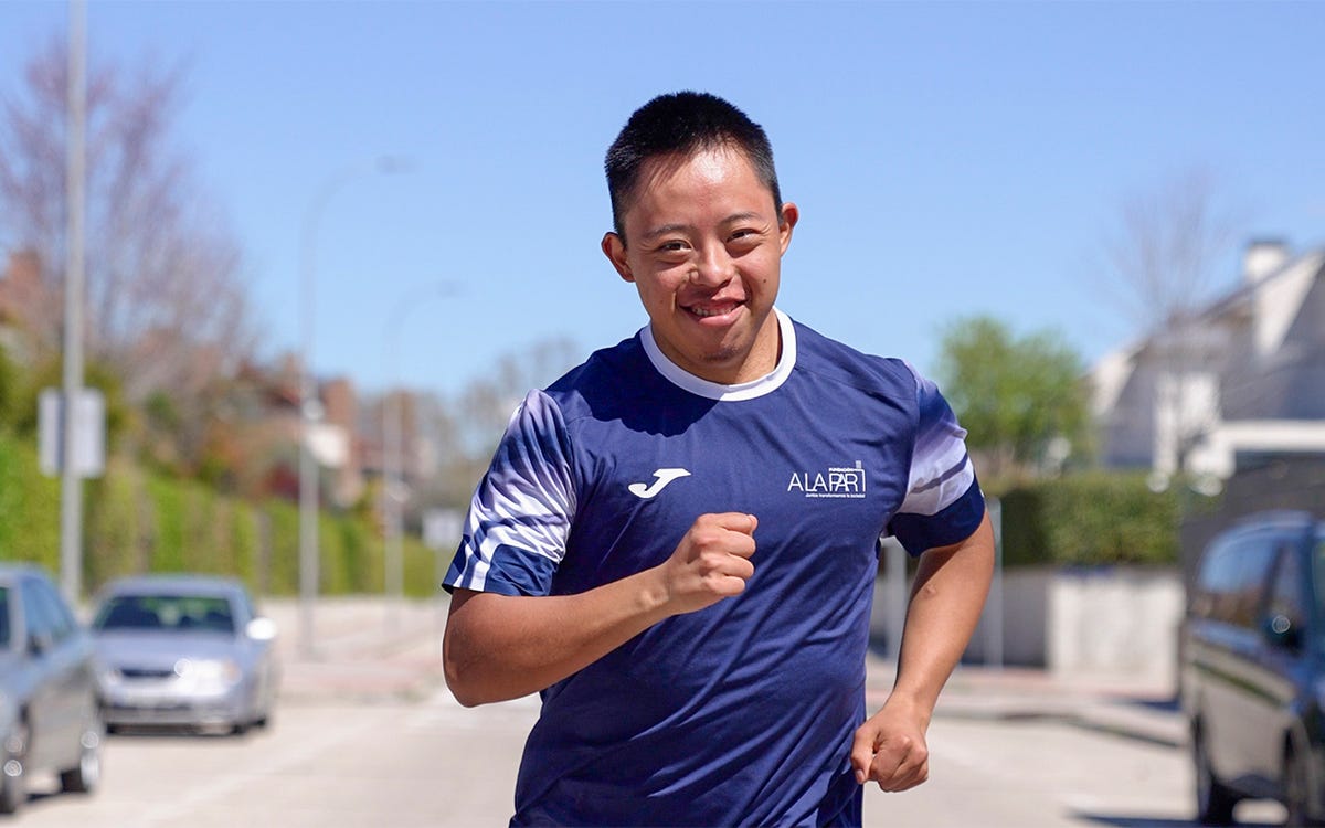 Álvaro núñez, corredor español con síndrome de down en el maratón de madrid