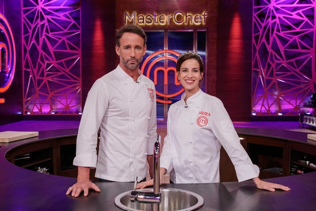 alvaro munoz escassi y laura londono en la final de masterchef celebrity