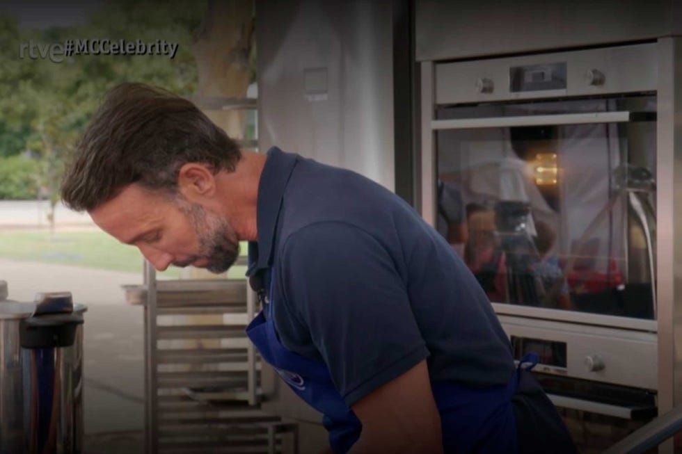 alvaro munoz escassi en masterchef celebrity 8