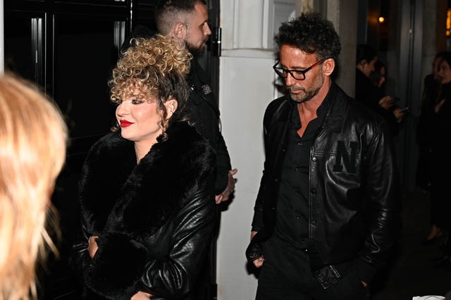 alvaro munoz escassi shelia casas fiesta unicorn