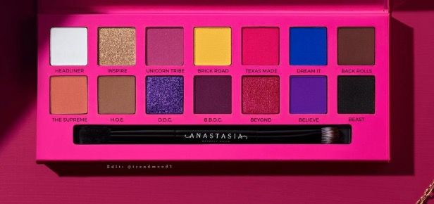 Anastasia Hills and Alyssa are a eye palette and OMG
