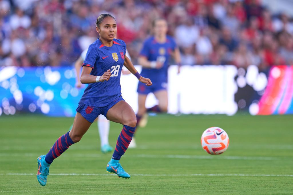 The 18 Best Female Soccer Players Of All Time