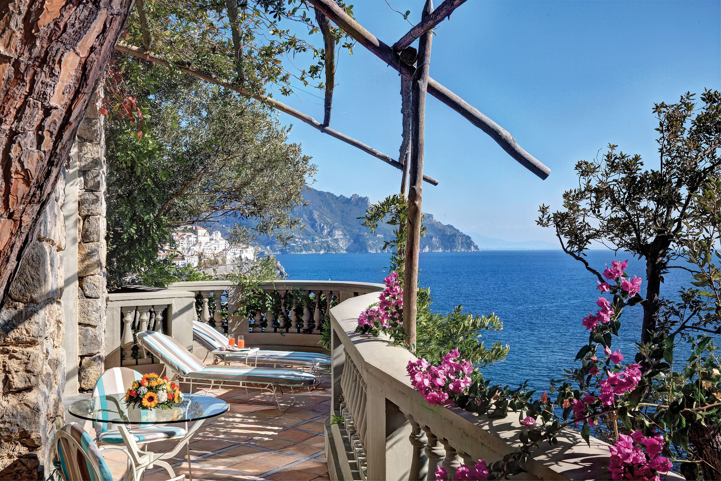 Pizza Place Terrace Overlooking To Sorrento Coast Italy Stock