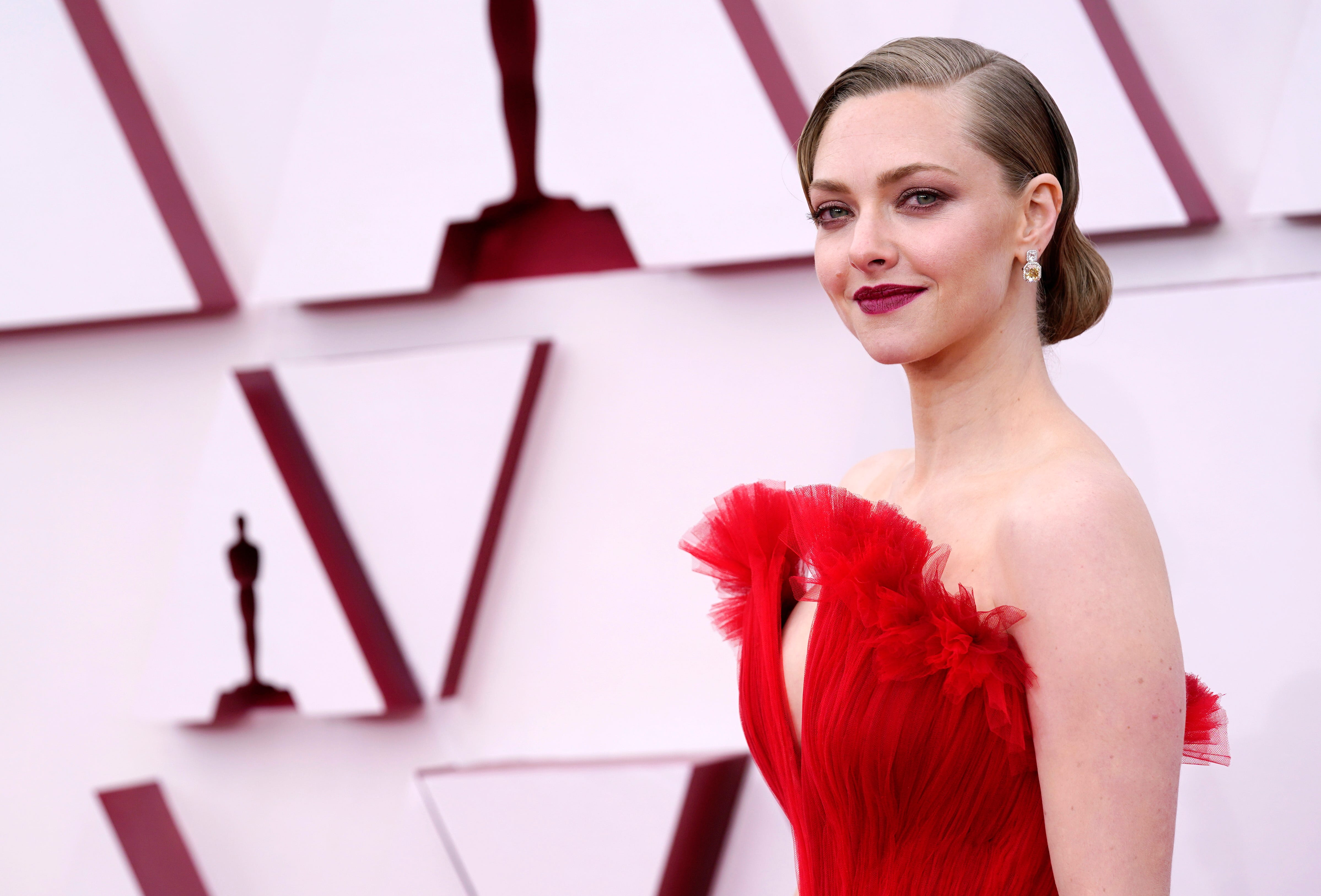 7 Things to Know About Amanda Seyfried