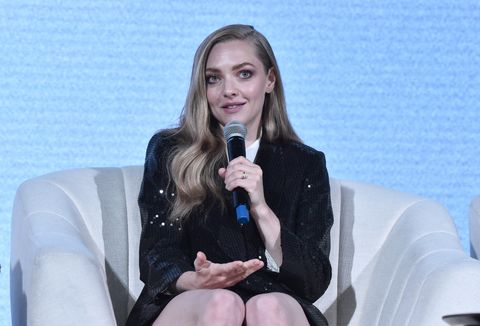 amanda seyfried at the emmy fyc "clips and conversation" event for hulu's "the dropout"