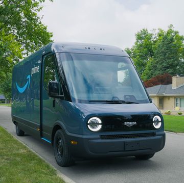 amazon electric delivery vehicle