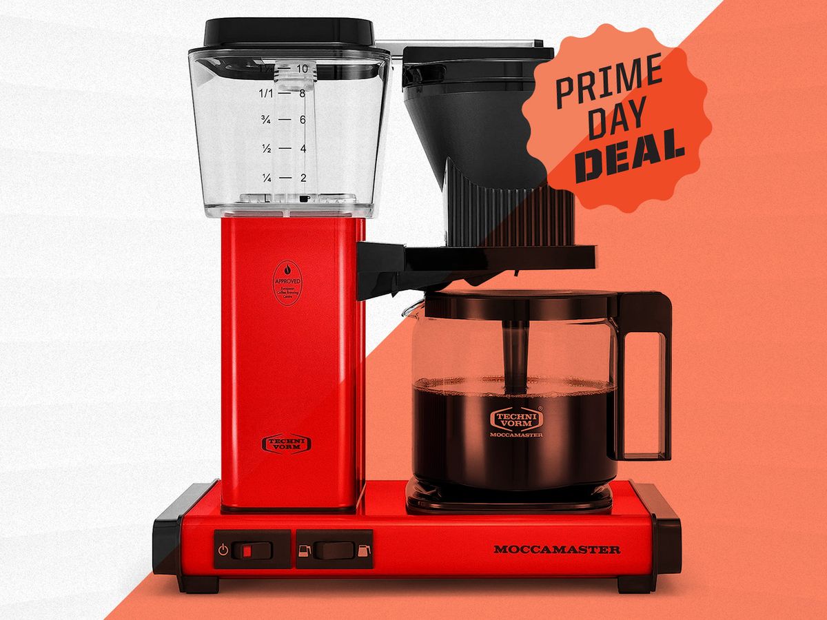 https://hips.hearstapps.com/hmg-prod/images/amazon-prime-day-technivorm-moccasmaster-coffee-maker-64ad8cabbdd84.jpg?crop=0.6666666666666666xw:1xh;center,top&resize=1200:*