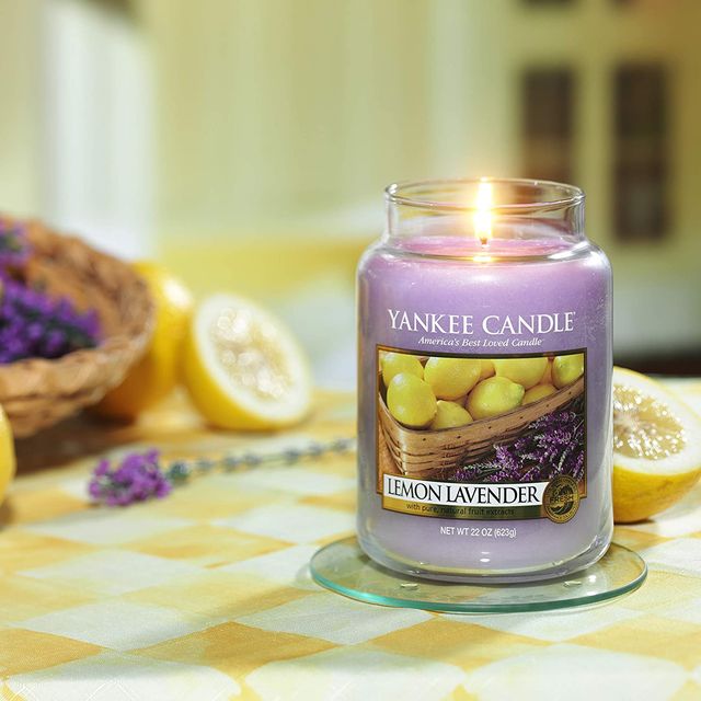 https://hips.hearstapps.com/hmg-prod/images/amazon-yankee-candle-sale-1601415049.jpg?crop=1xw:1xh;center,top&resize=640:*