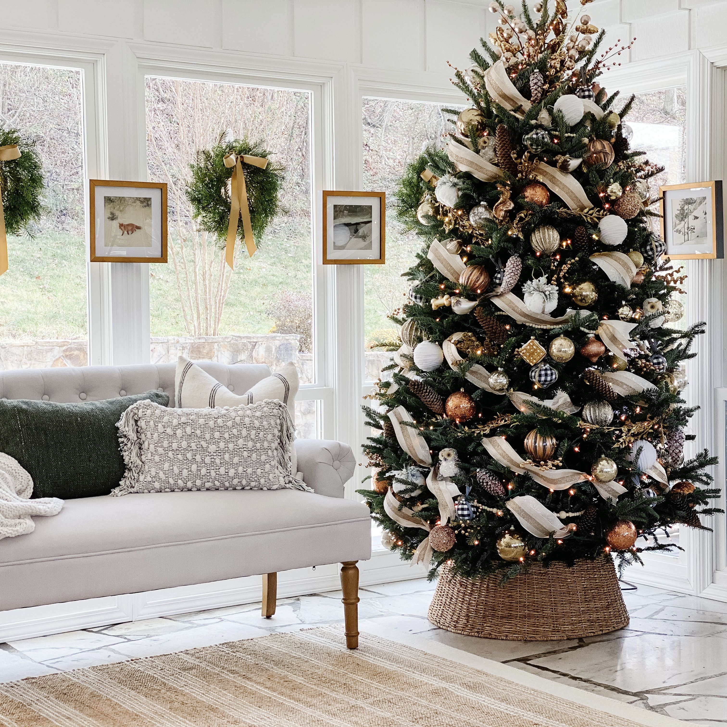 82 Unique Christmas Tree Ideas for a Festive Home in 2024