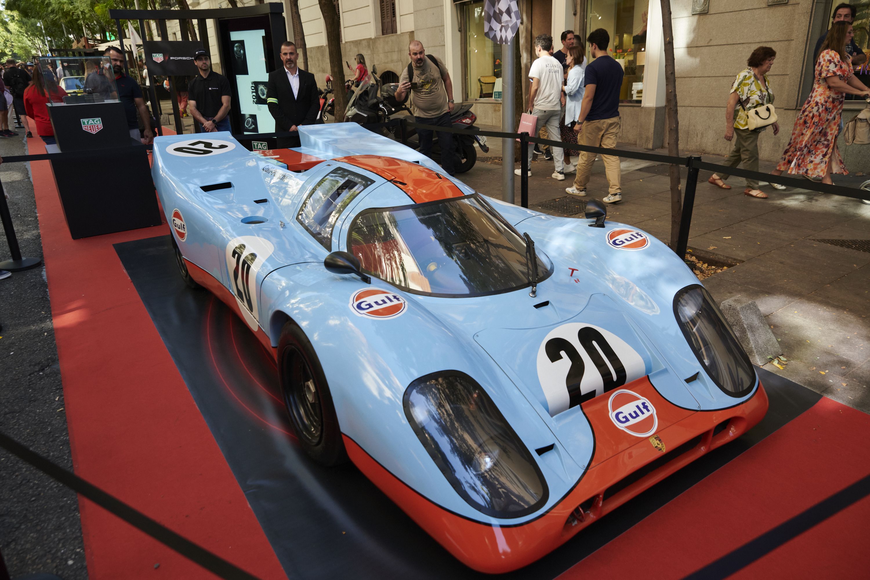 TAG Heuer y Porsche re nen a m s de 15.000 personas en Madrid