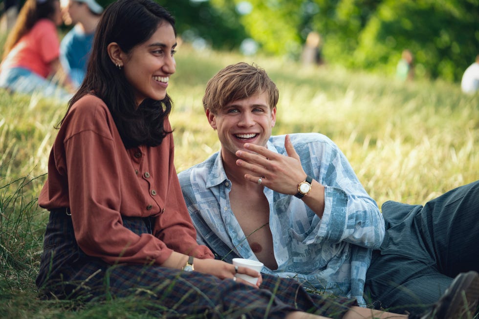 ambika mod as emma and leo woodall as dexter in one day