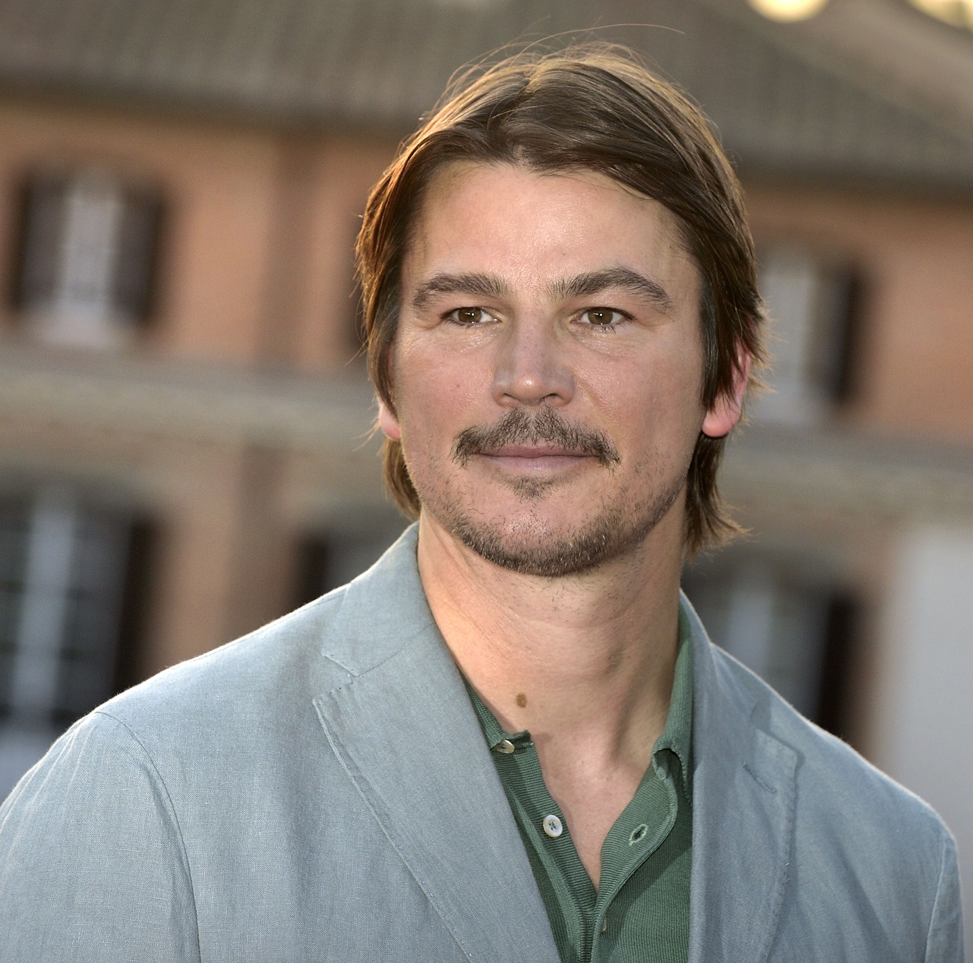 Josh Hartnett (!) Is the Action Hero We Need