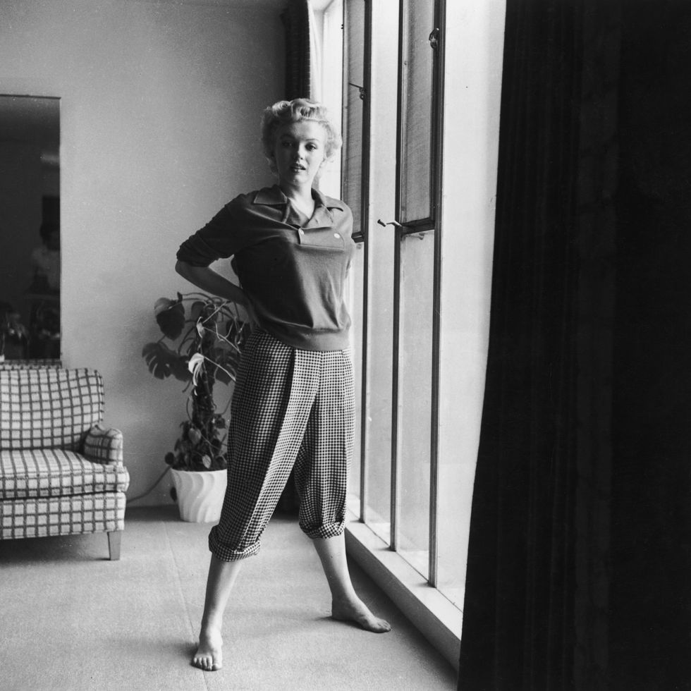 41 Photos of Marilyn Monroe at Home