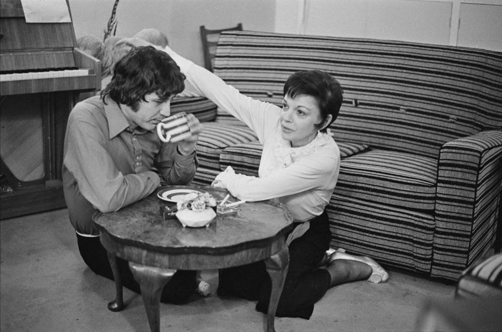 vintage celebrities at home   judy garland and mickey deans on their wedding day