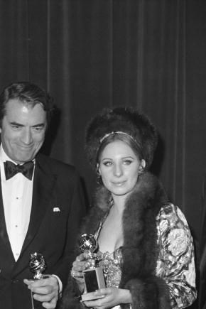 Bain, Peck, Streisand And Landau At Golden Globes