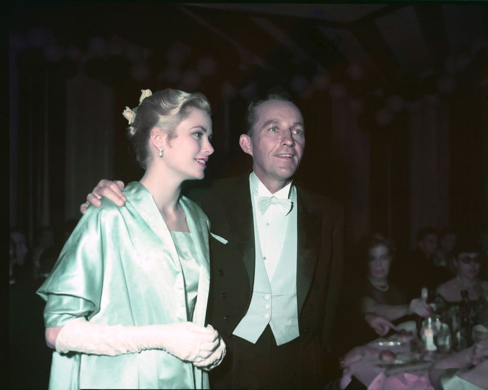 el vestido con el que grace kelly ganó el oscar en 1955